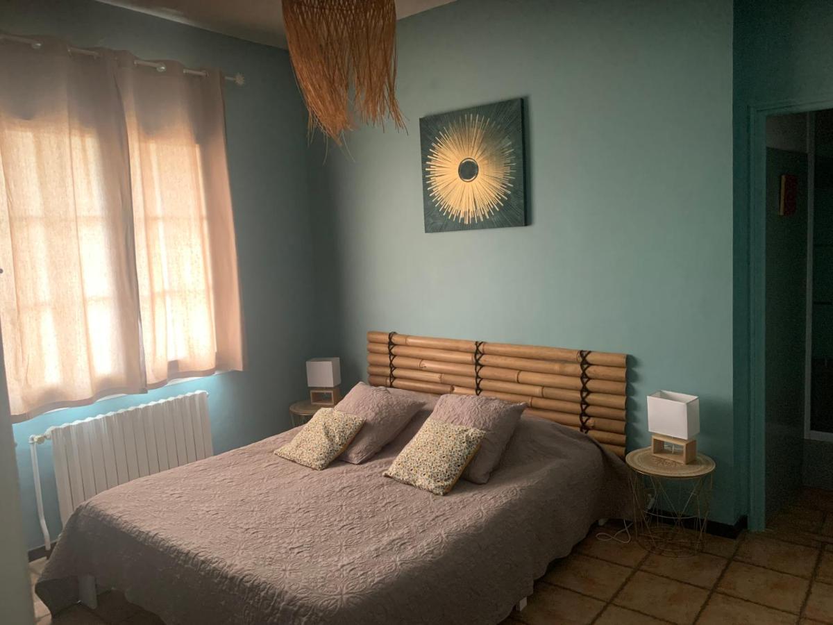 Bastide Du Bonheur Saint Donat Bed & Breakfast Greoux-les-Bains Bagian luar foto